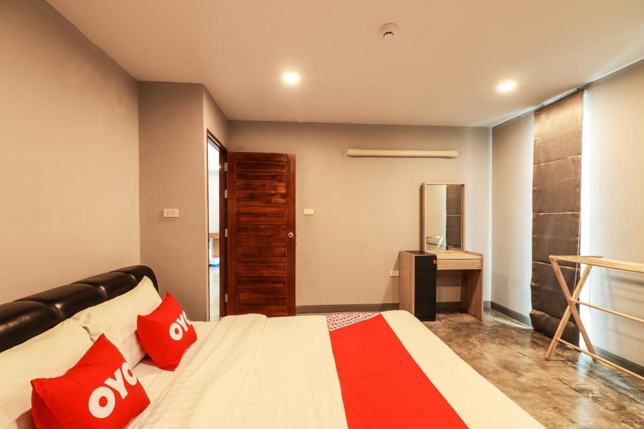Oyo 150 3Q Chiangmai Residence Chiang Mai Exterior foto